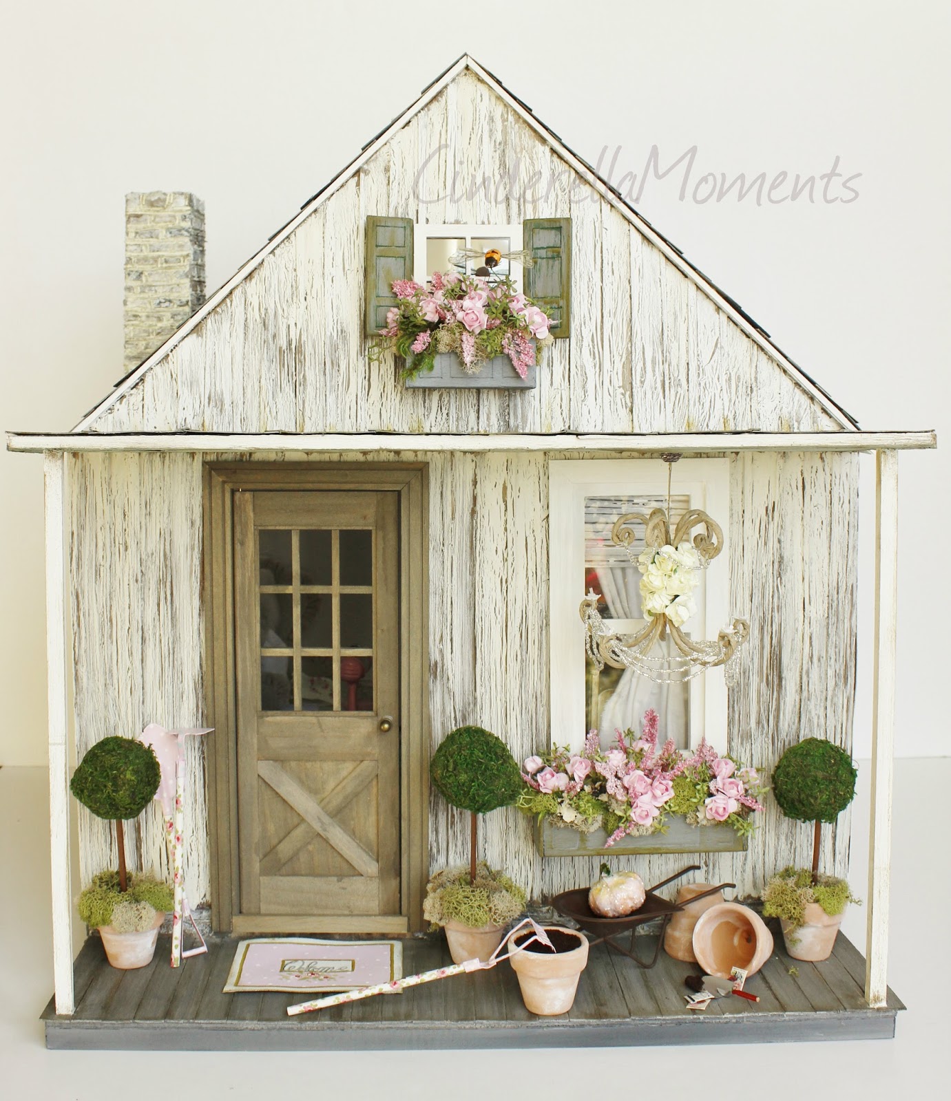 Cinderella Moments A House For Blythe Custom 1/6 Playscale Dollhouse