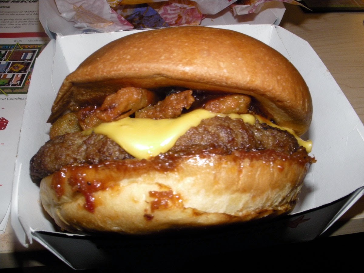 Oh So Fat! (Foodie Reviews) Carl's Jr. Texas BBQ Thickburger Rating 7 out of 10