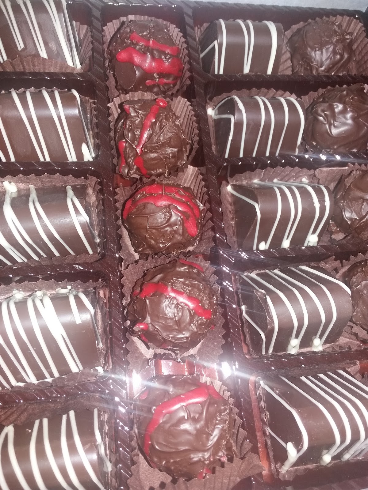 Gizmo�nun Dolabı 🍫🍫🍫Hayatın Armağanı Çikolata ( Buhler Çikolata)