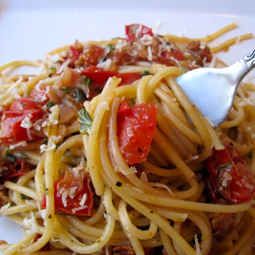 Simple Pasta with Tomato Sauce and Bacon Recipe - Food, Fun, and Happiness