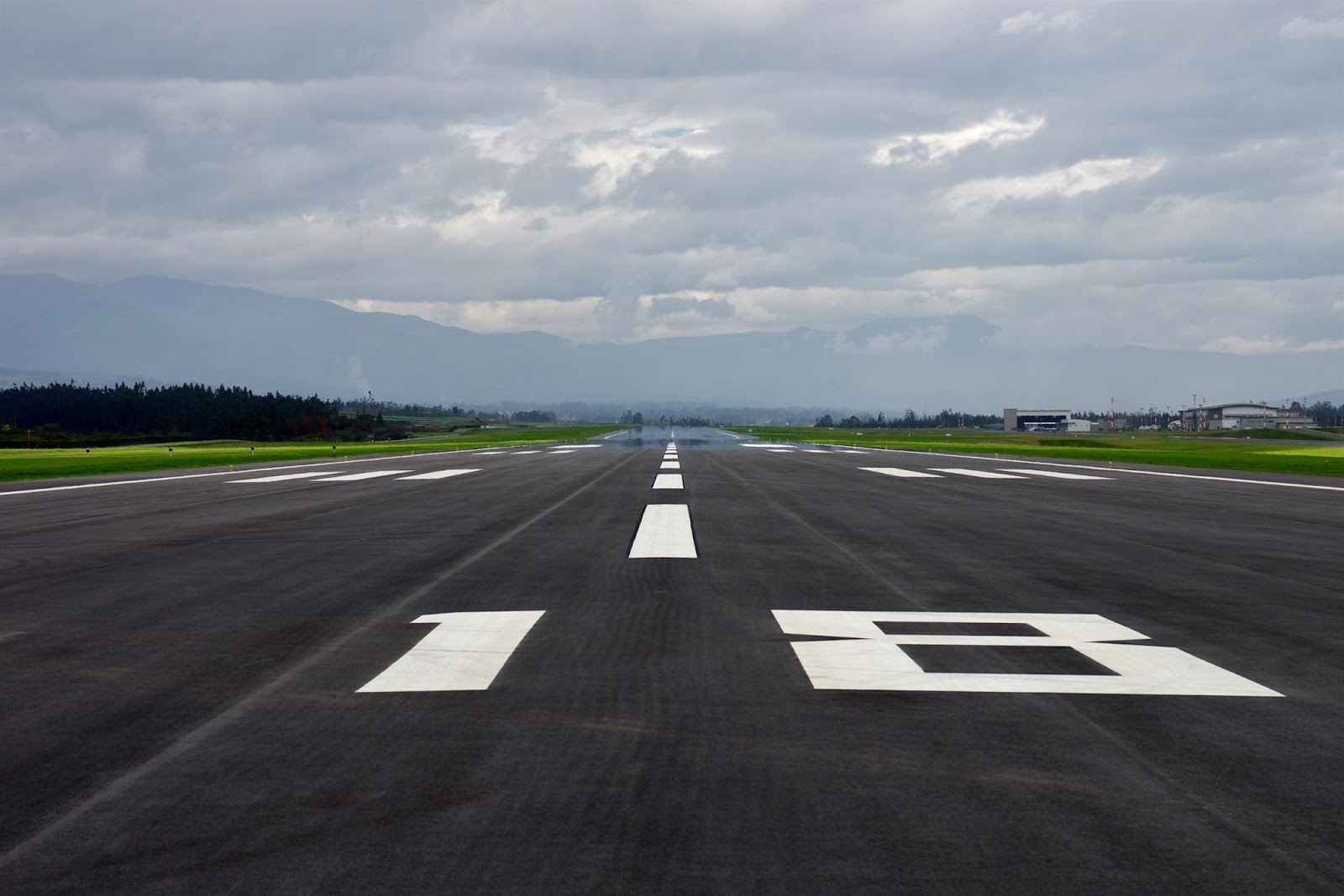 lax runway numbers