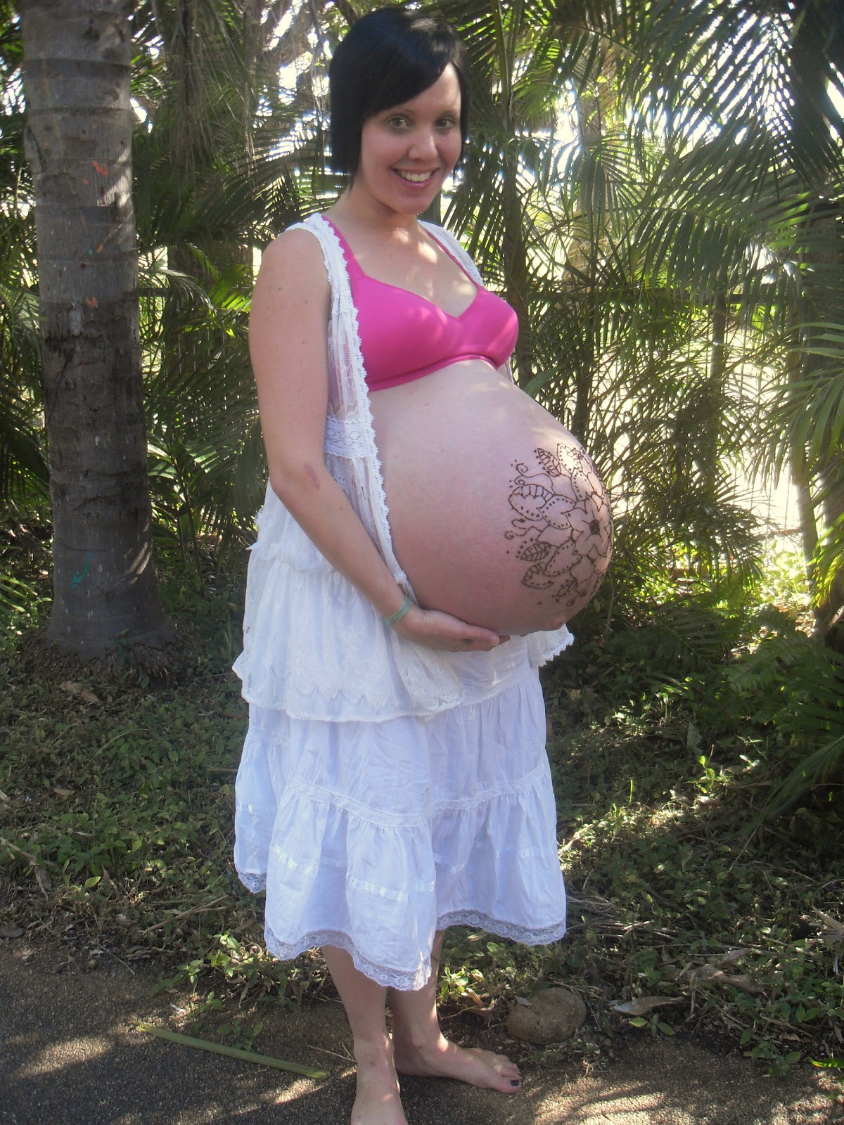 Большая беременность. Прегнант Белли беременная. Огромные животы беременных. Огромный беременный живот. Гигантские животы беременных.