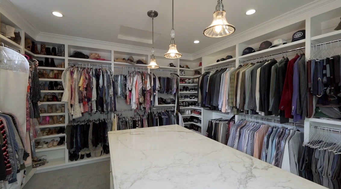 37 Interior Design Photos vs. 1429 Calle Altura, La Jolla Home Tour