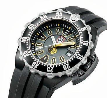 luminox scott cassell deep dive automatic