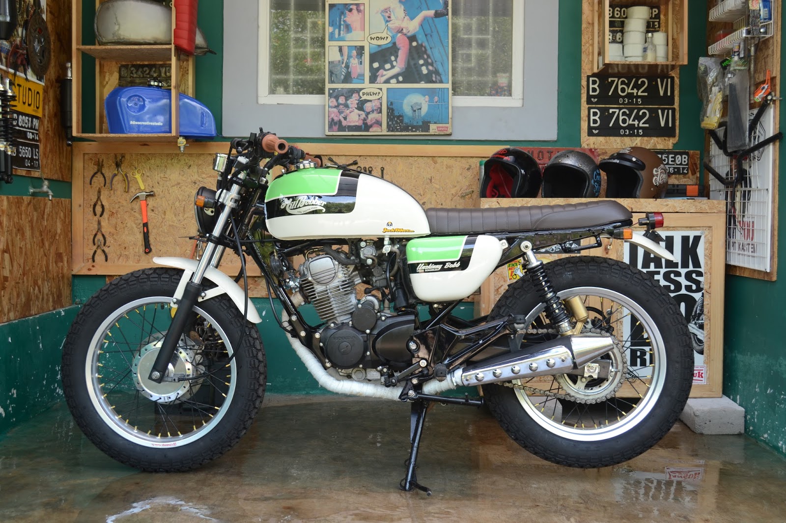 Honda Custom 70 зеленая