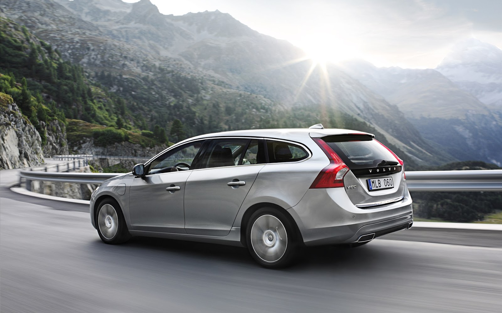 Sport Cars: Volvo V60 Plug In Hybrid Hd Wallpapers 2013 Sport Cars: Volvo V60 Plug In Hybrid Hd Wallpapers 2013