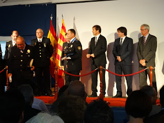 El vigilant, José Enrique Morales, guardonat el dia de la polícia