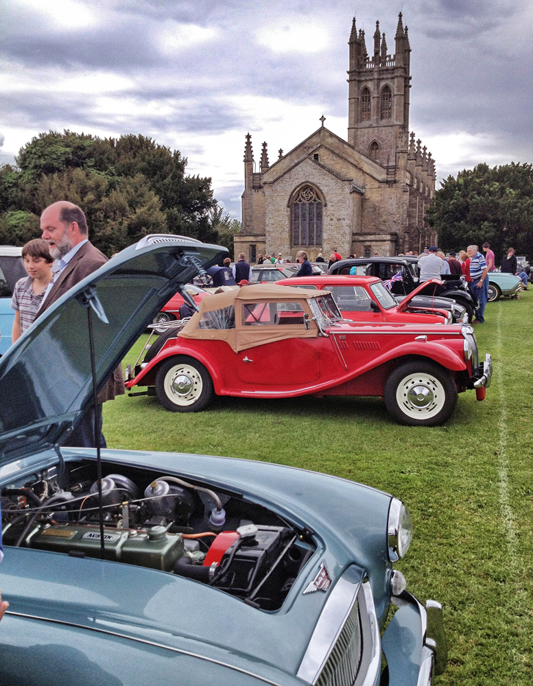 AUSTIN OF ENGLAND AT THE CHURCHILL VINTAGE AND CLASSIC CAR