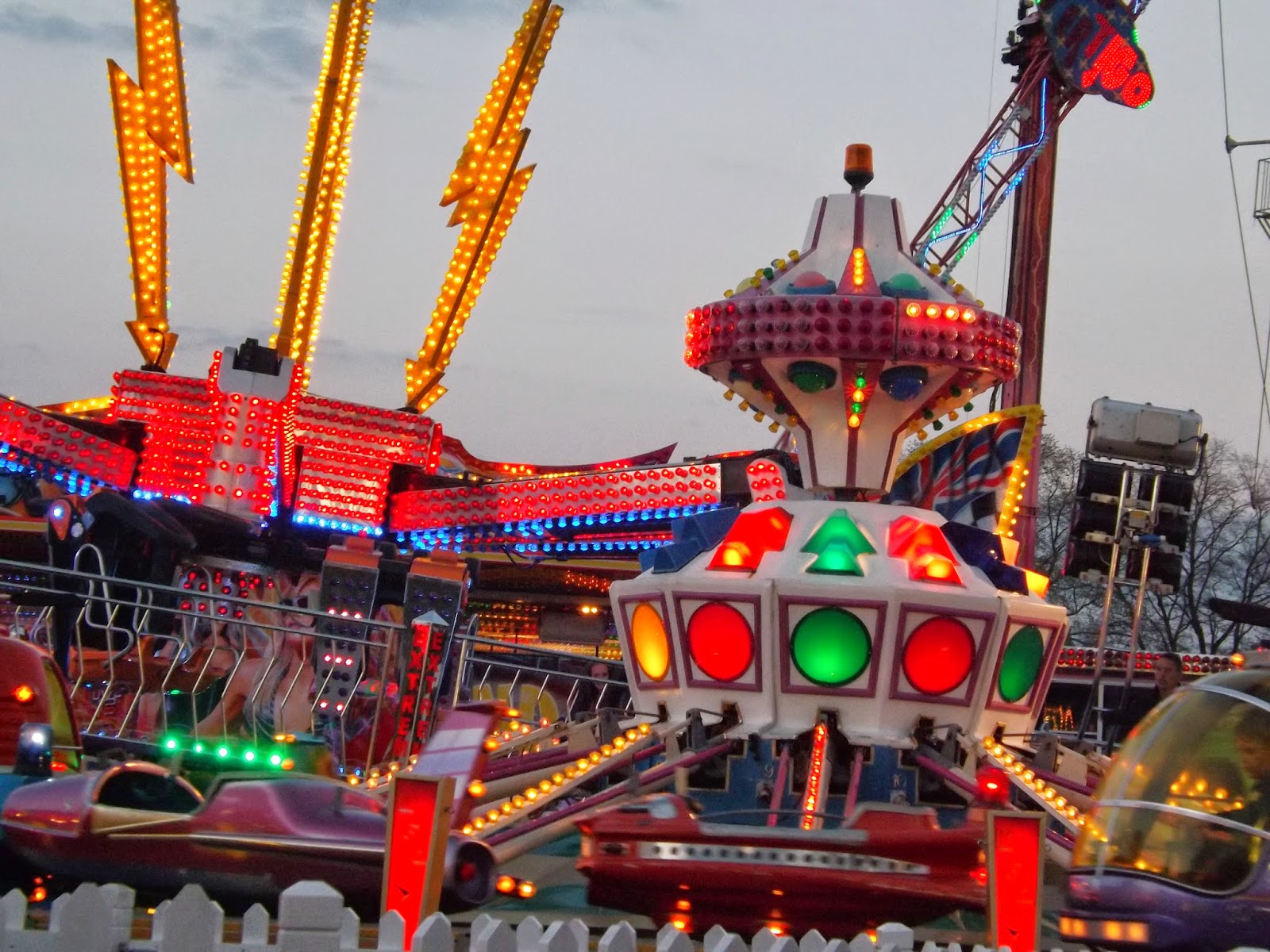 Fairground Fun Bits And Bobs