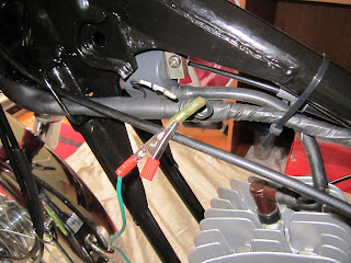 Flywheel magneto ignition timing 2 stroke - Connecting the pos(+) wire to the black/blackwhite coil lead