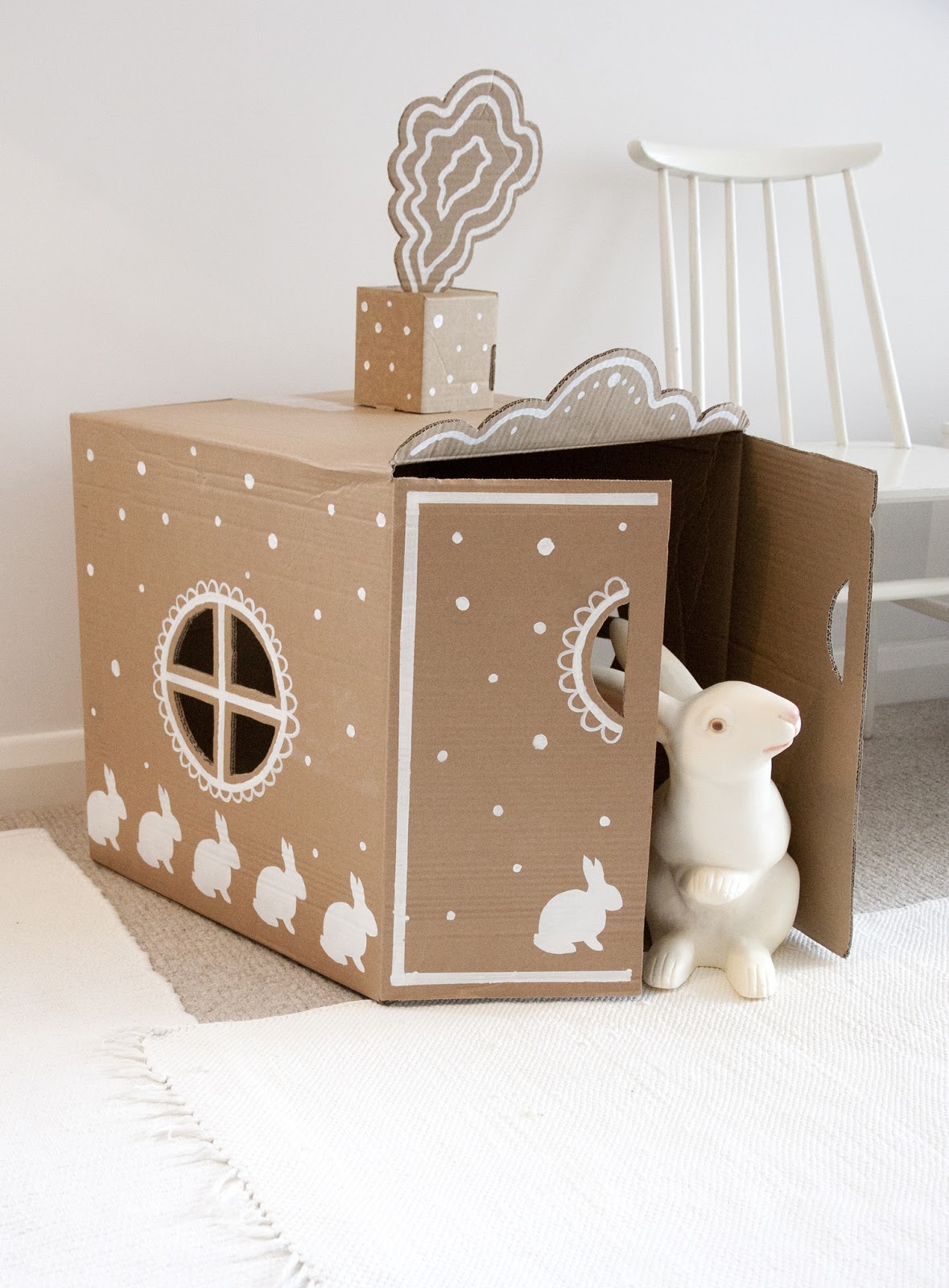 UKKONOOA: Pahvimaja / DIY Cardboard Box House
