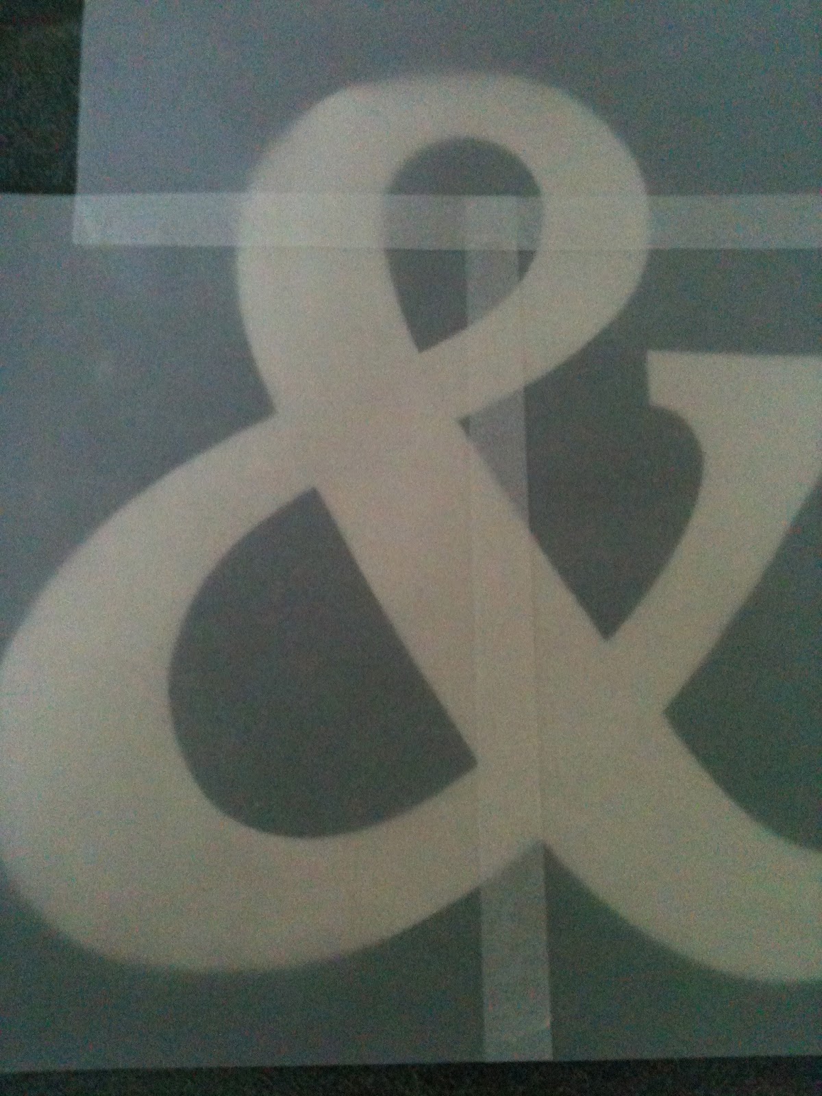 Thrifty Styling : The Ampersand Stencil