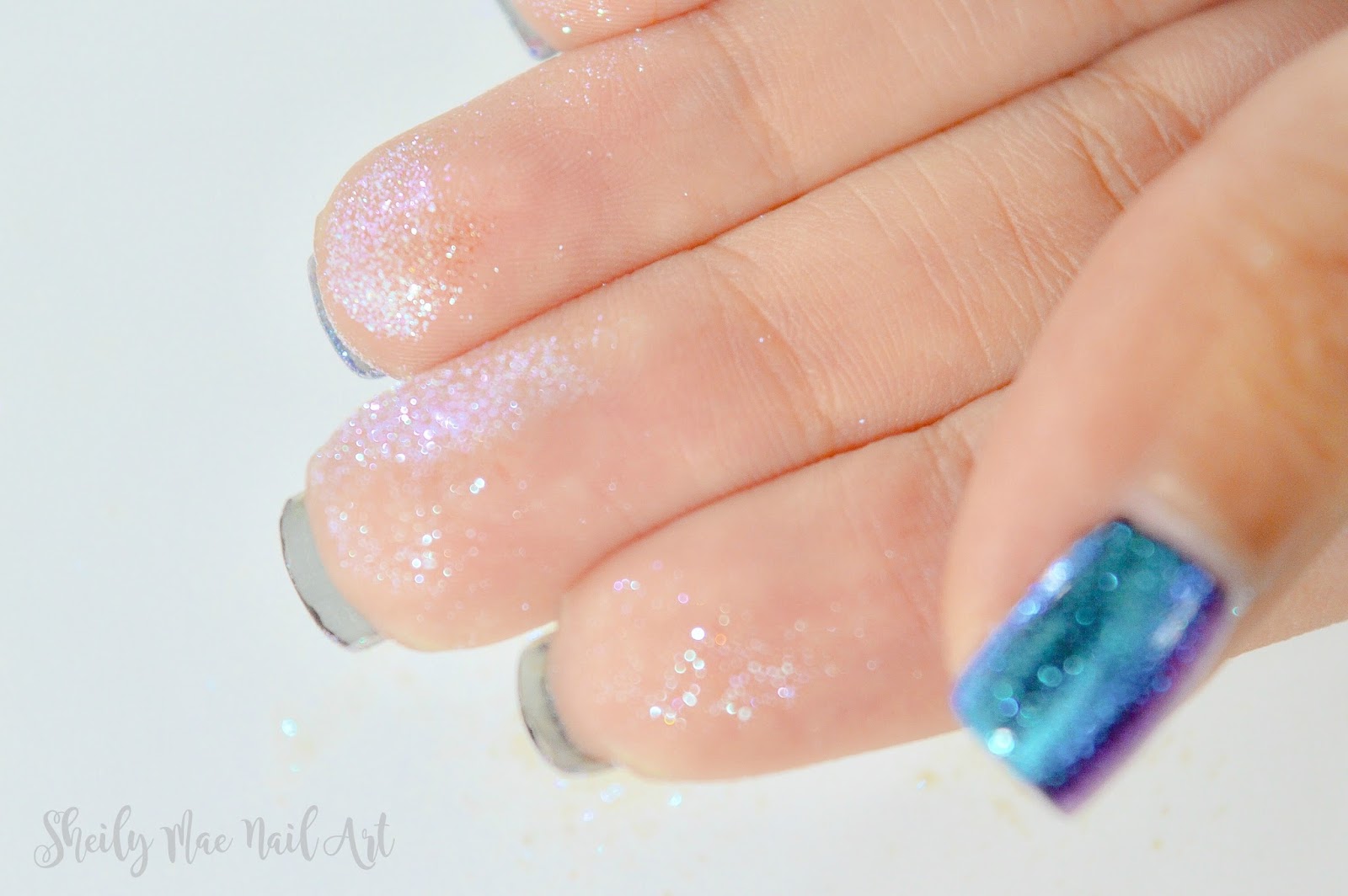 Galaxy Nails using Mirror Powder Born Pretty Store Mirror Powder