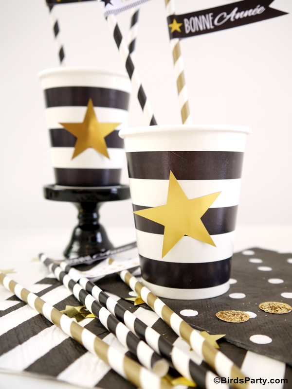New Year's Eve Party Ideas | DIY Black, White and Gold Tablescape - BirdsParty.com
