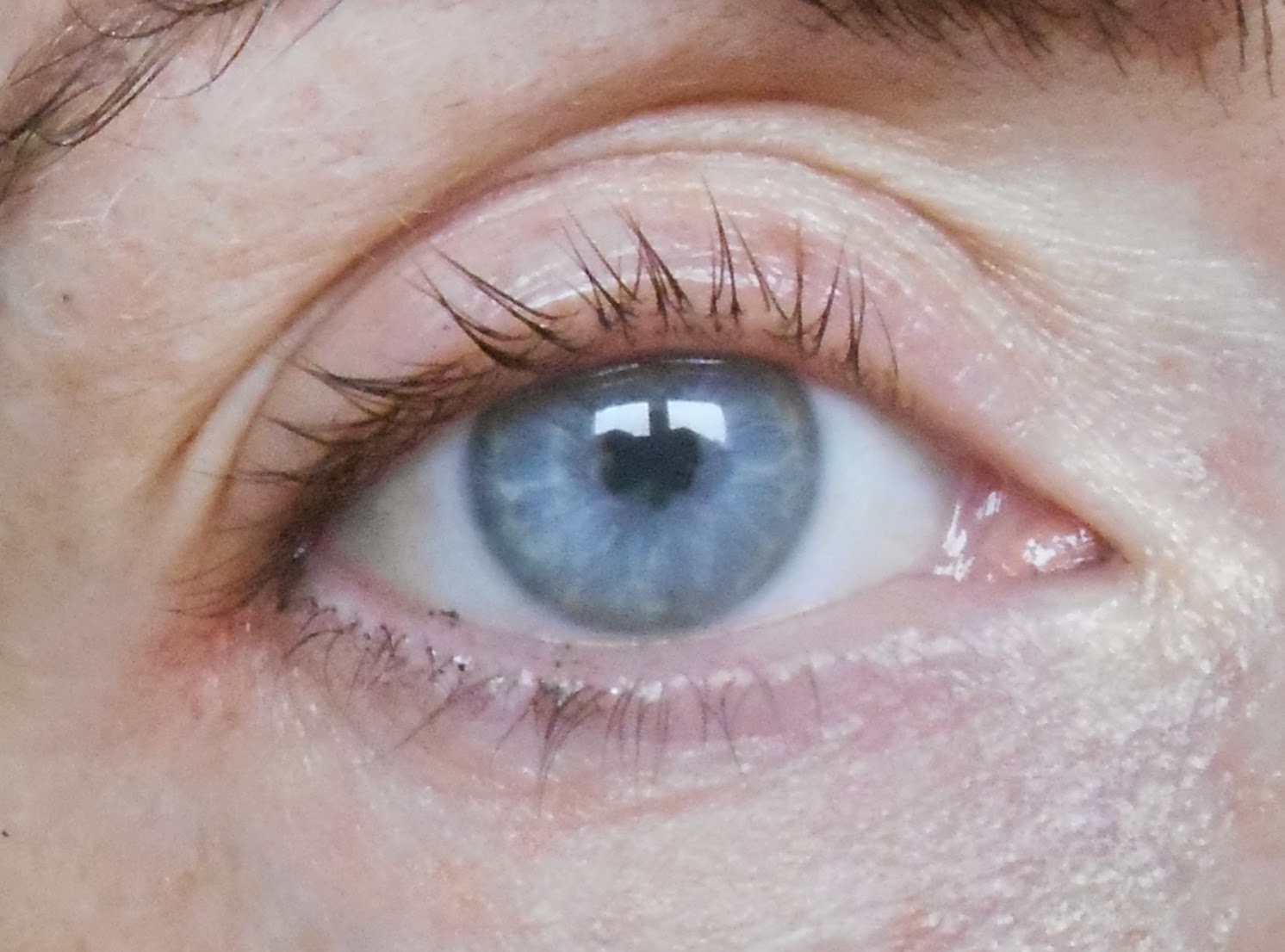 Je Teste Le Melange Huile De Ricin Collagene Vegetal Sur Les Cils