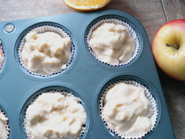 Apple and orange muffins by Laka kuharica: Spoon batter into greased or lined muffin cups