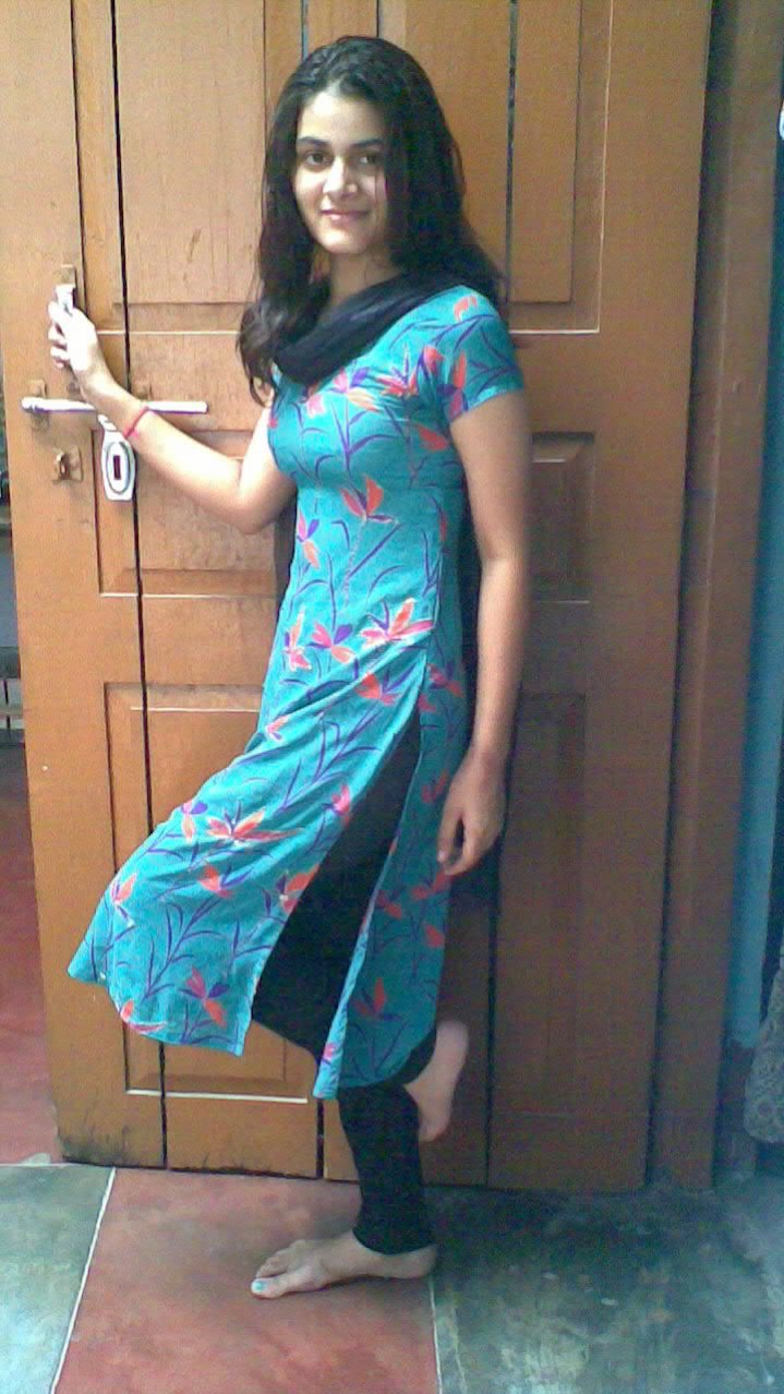 Desi Larki: Pakistani Indian Desi