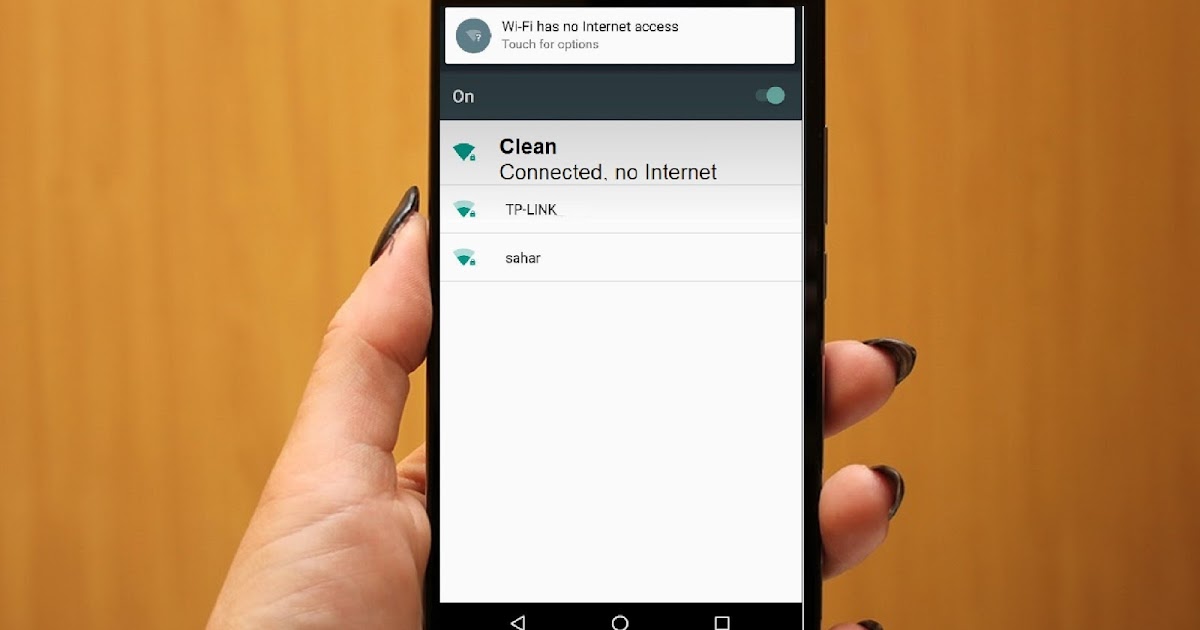 why does my phone connect to wifi without internet