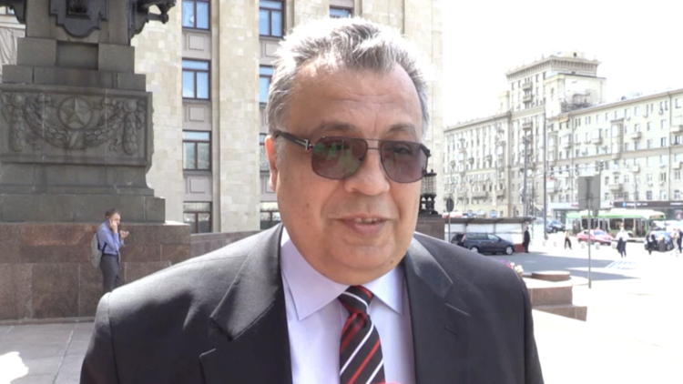 الان..تعرف على نبذة في حياة السفير الروسي الراحل أندرية كارلوف الذي تم قتله اليوم في تركيا الان..تعرف على نبذة في حياة السفير الروسي الراحل أندرية كارلوف الذي تم قتله اليوم في تركيا