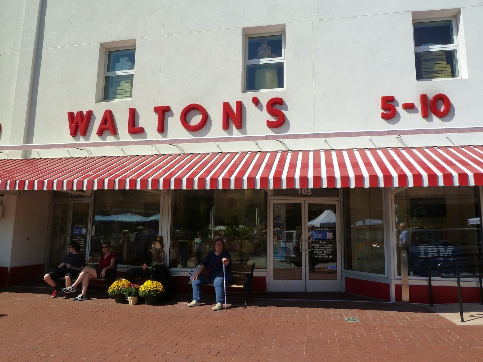 livin' ez on the road October 2014