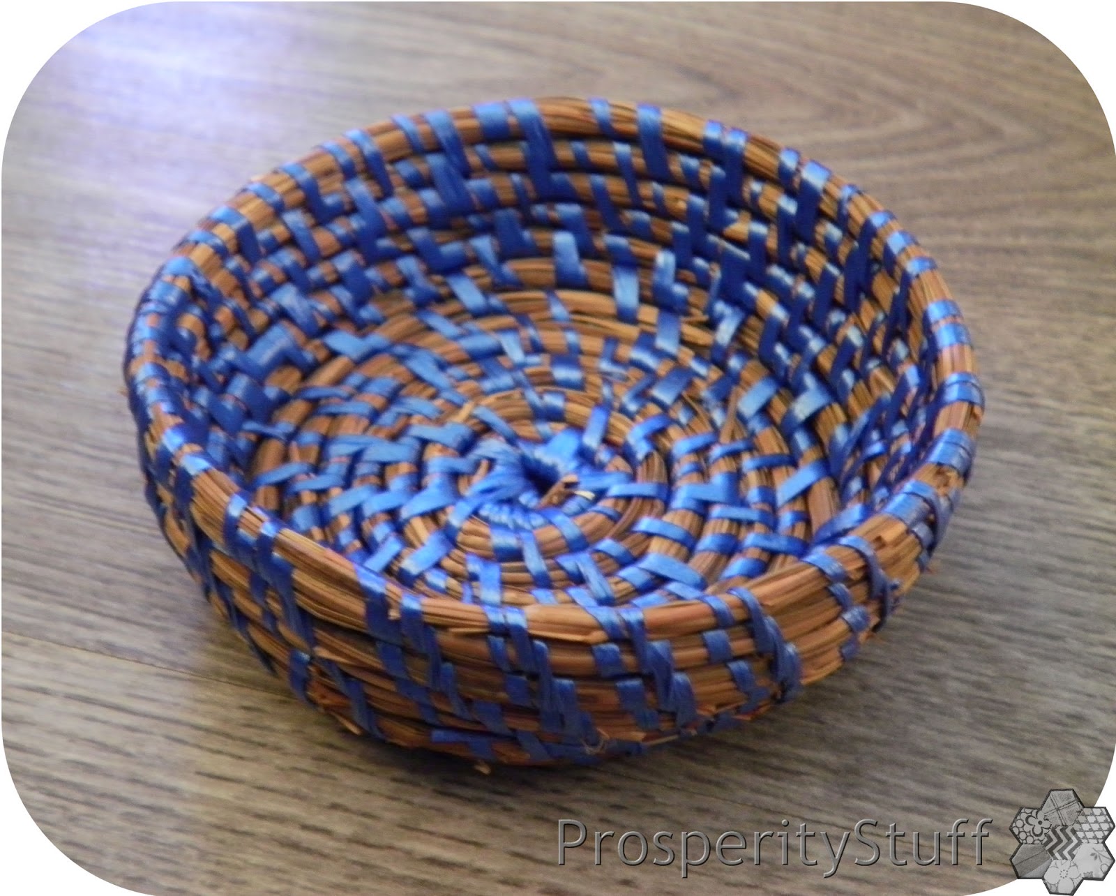 ProsperityStuff Quilts The Blue Pine Straw Basket