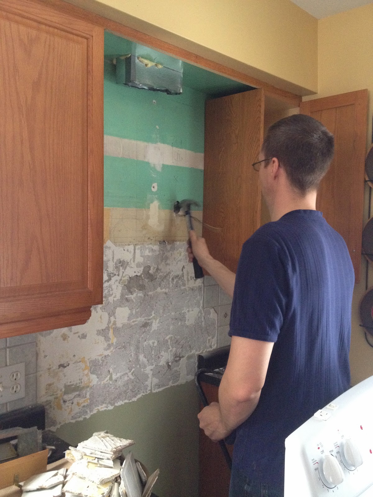 How to Cut a for Over the Range Microwave (Our Budget Kitchen