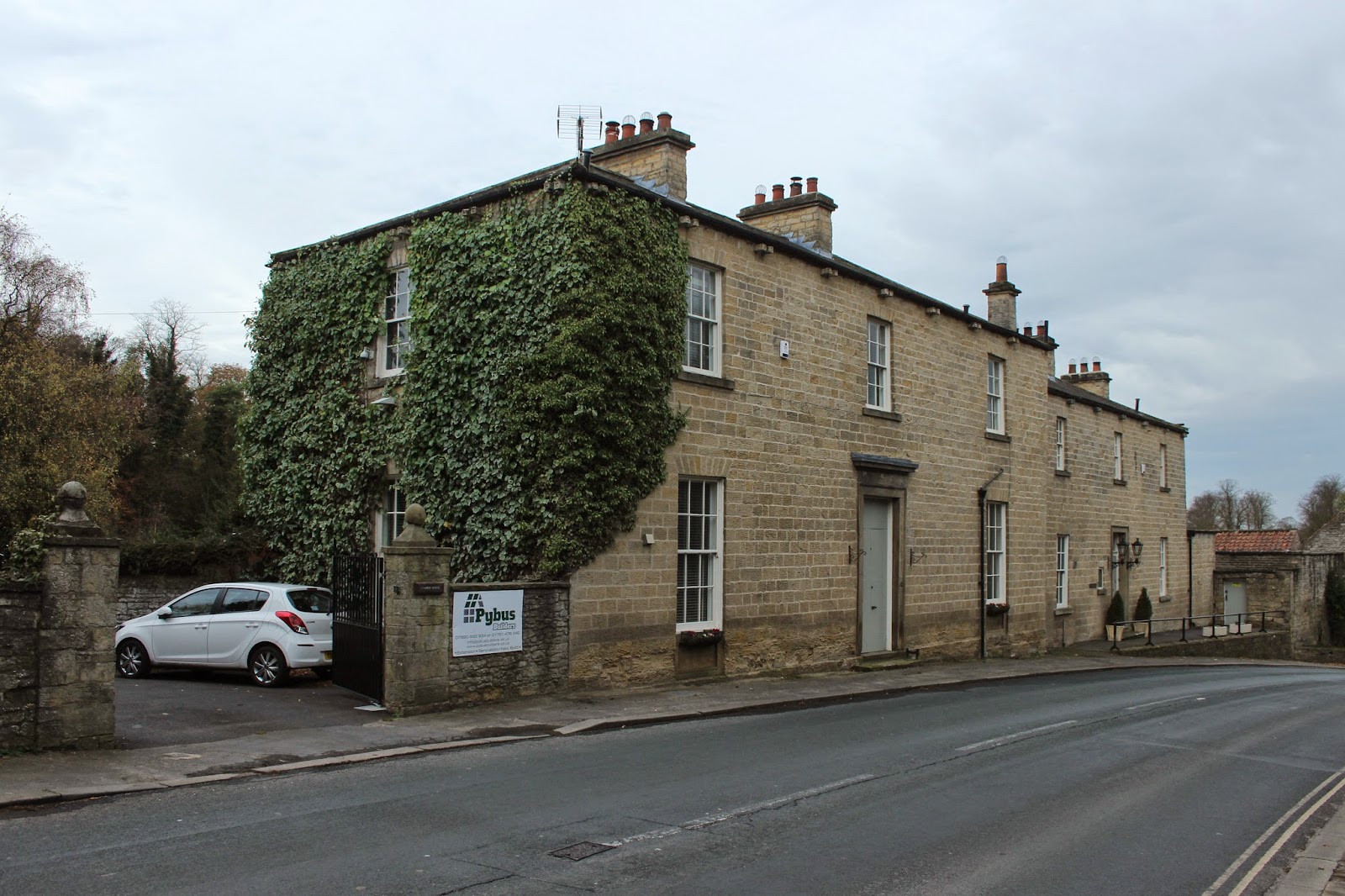 ANTECEDENT ARCHITECTURE Houses of the North York Moors ThorntonleDale