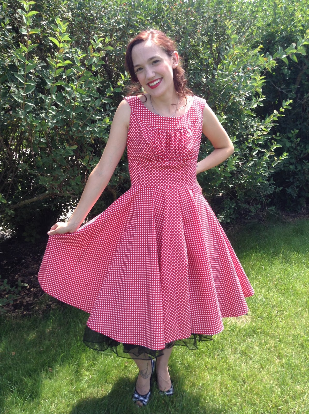 Seams Sew Retro: A Red Rockabilly Dress