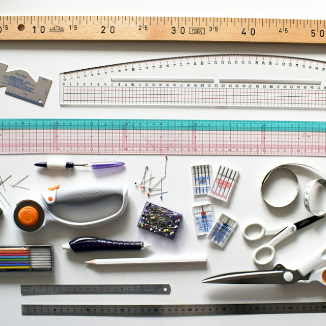 Couture débutant - les 20 outils en couture qui sont indispensable —  Atelier Malherbe
