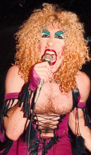 Dee Snider... Twisted Sister singer and ass kicker extrodinare
