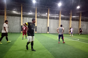 Tingkatkan Silaturrahmi, Sekda Muarojambi Main Futsal Bersama Wartawan 