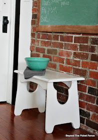 Fusion Mineral Paint transforms a thrift store wood stool