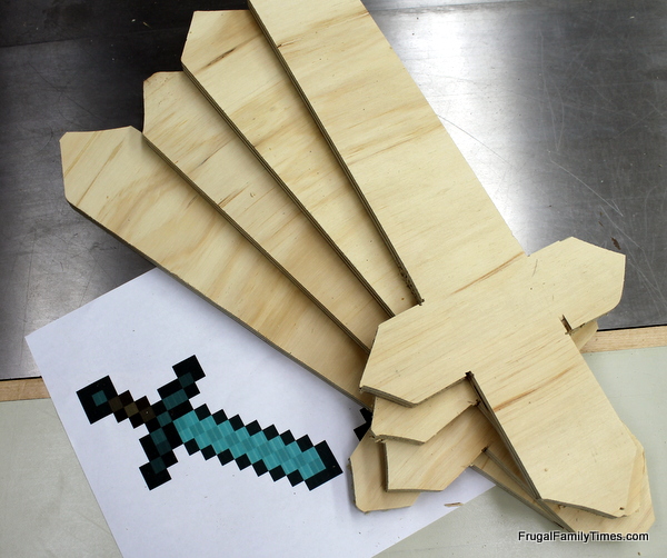 Minecraft Birthday Party Minecraft Printables Crafts And Games