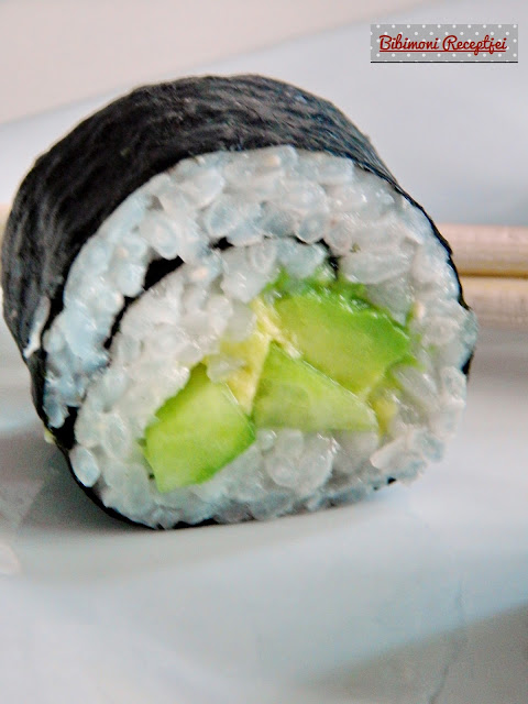 sushi miközben megpróbál fogyni)