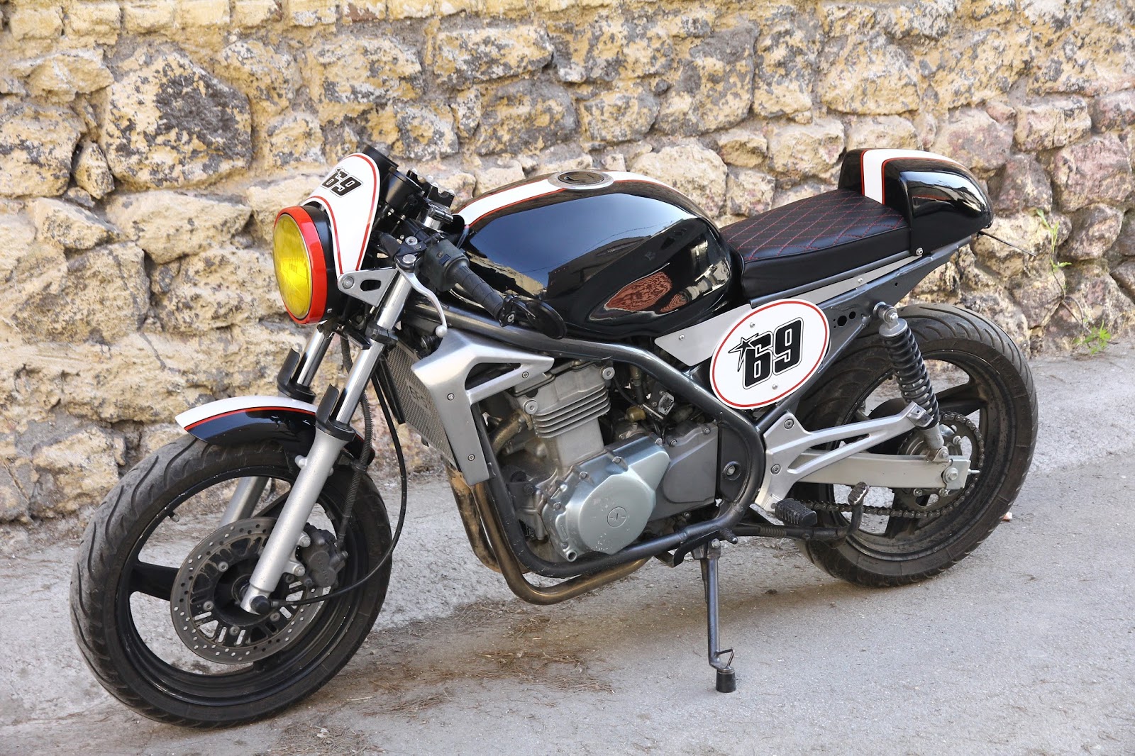 Kawasaki er 5 Custom
