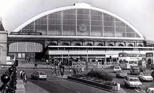 Lime Street Station, Lime Street