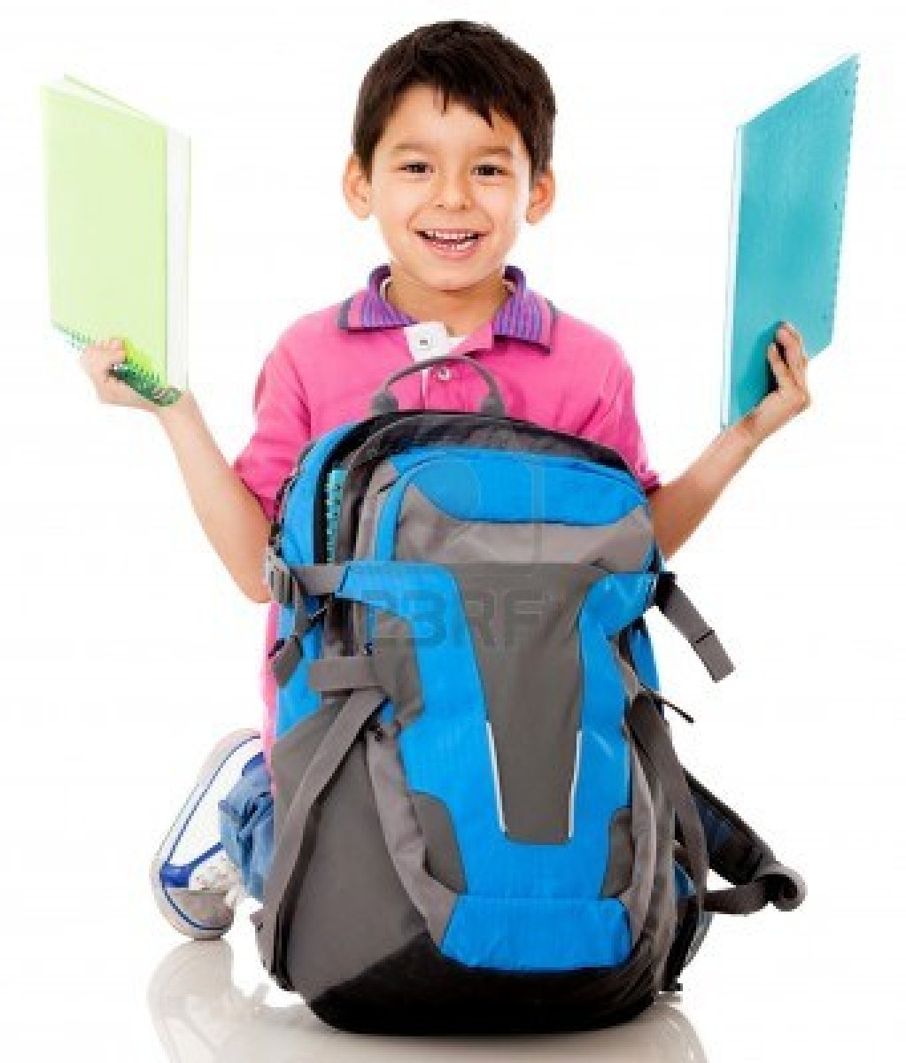 школьник собирает портфель. мальчик собирает рюкзак в школу. мальчик собирающийся в школу. пиксабай школьник. мальчик собирается в школу.