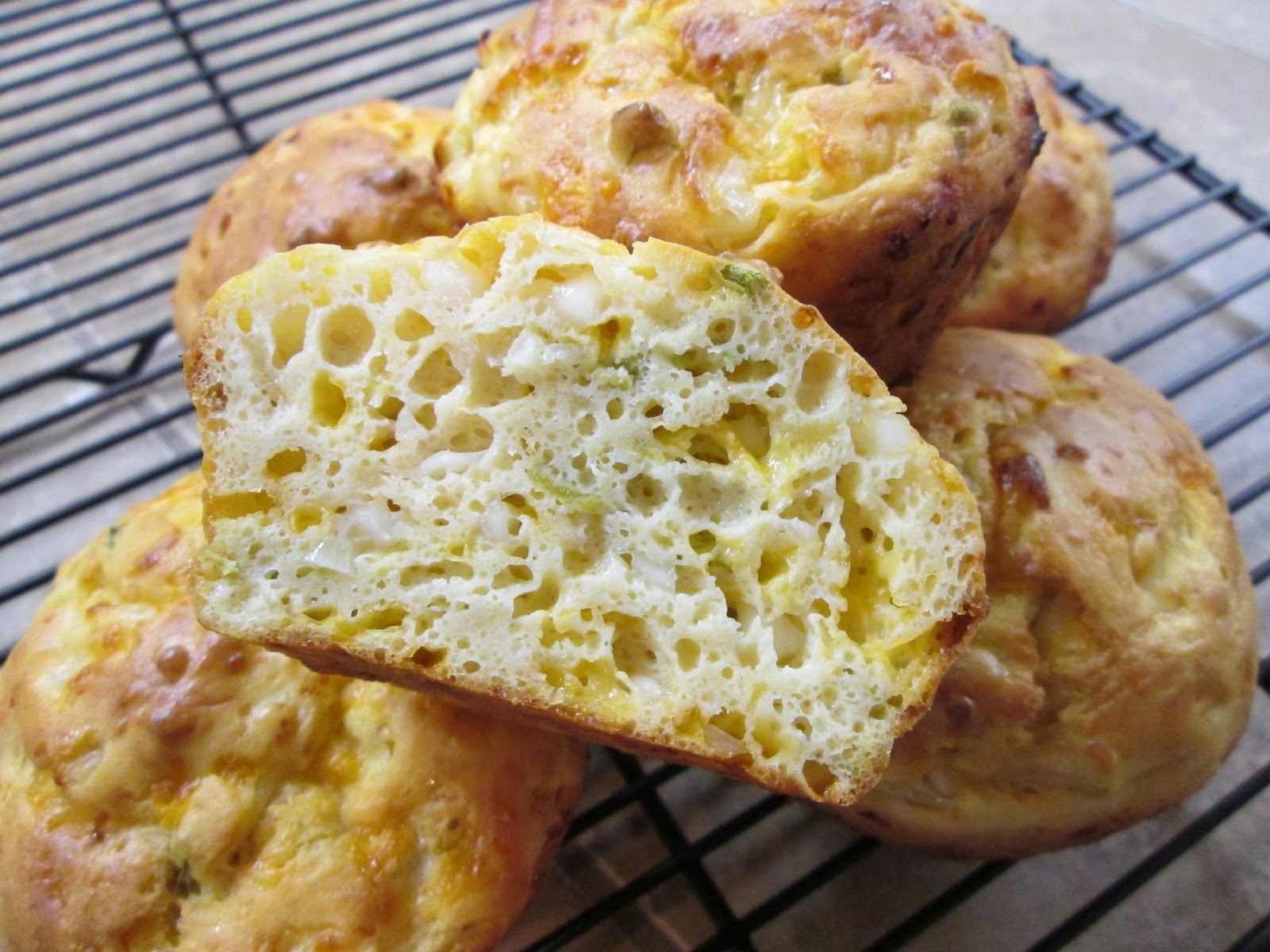 Please, DON'T pass the salt! Savory Cottage Cheese Muffins