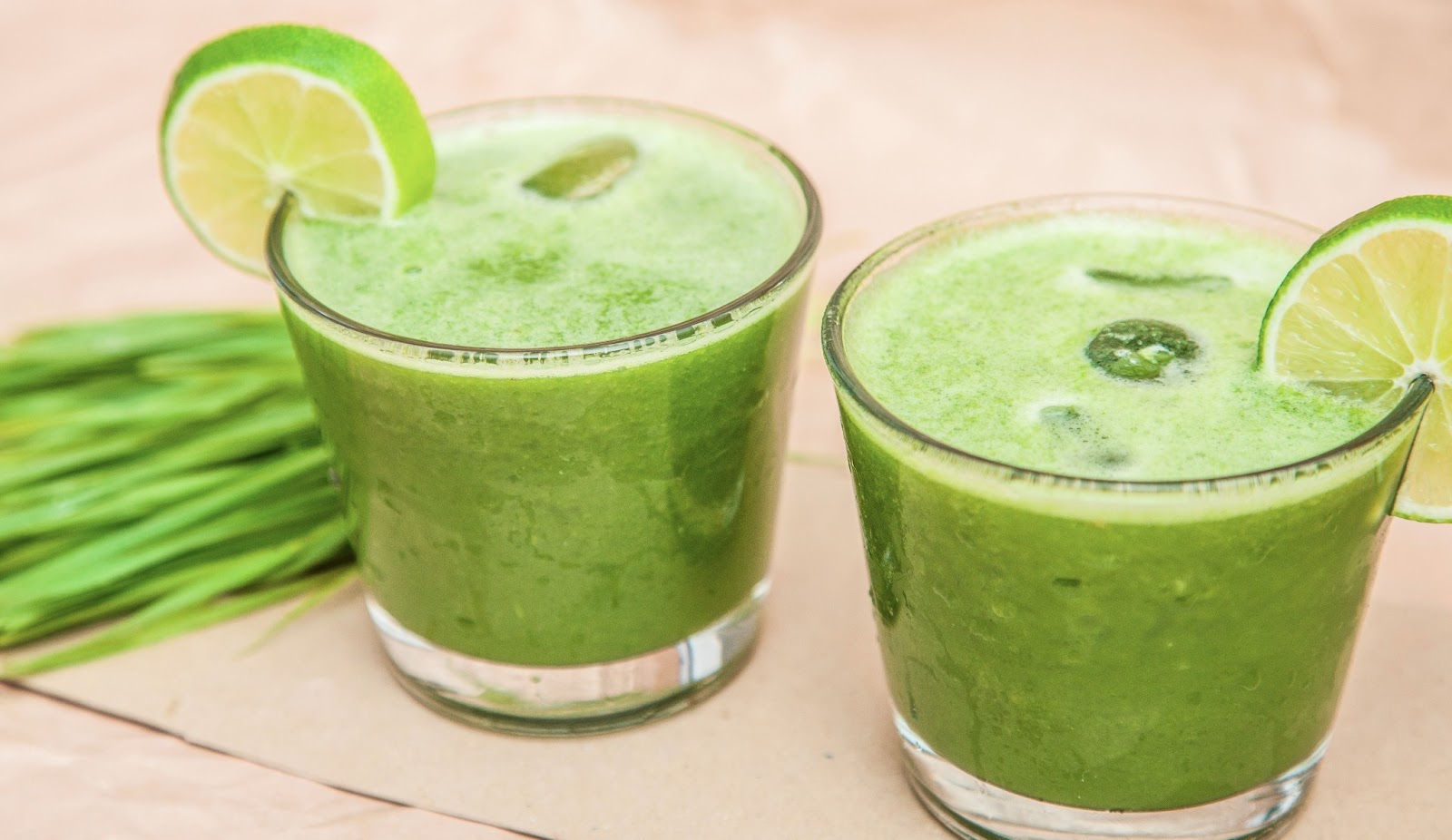 jugo natural verde para todo | texturas de verduras