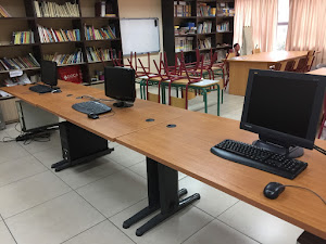Στο σχολείο μας δημιουργείται εργαστήριο υπολογιστών.