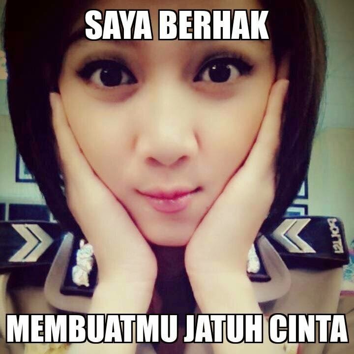 14 Meme Lucu 'Jatuh Cinta' Ini Sukses Bikin Jomblo Melongo