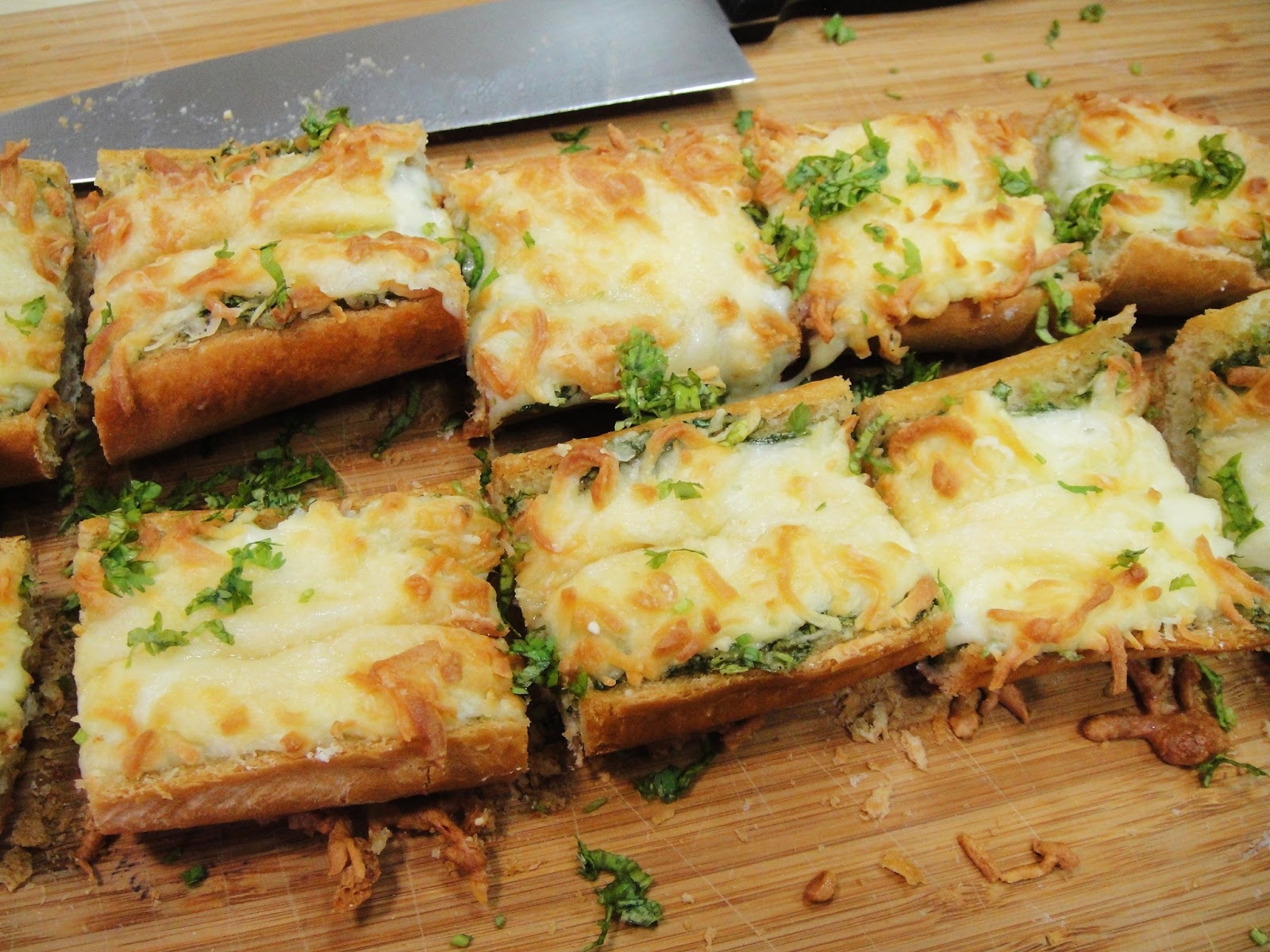 Maryam's Culinary Wonders 1005. Cheesy Garlic Baguette