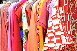 Now Accepting Fabulous Designer and Vintage Spring/Summer Items!