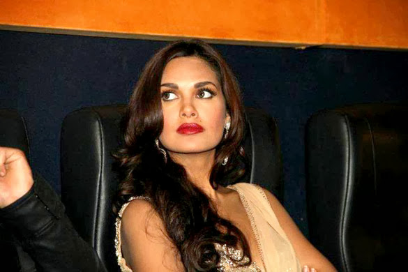 Esha Gupta Photo Gallery 2014 | World Celebrity