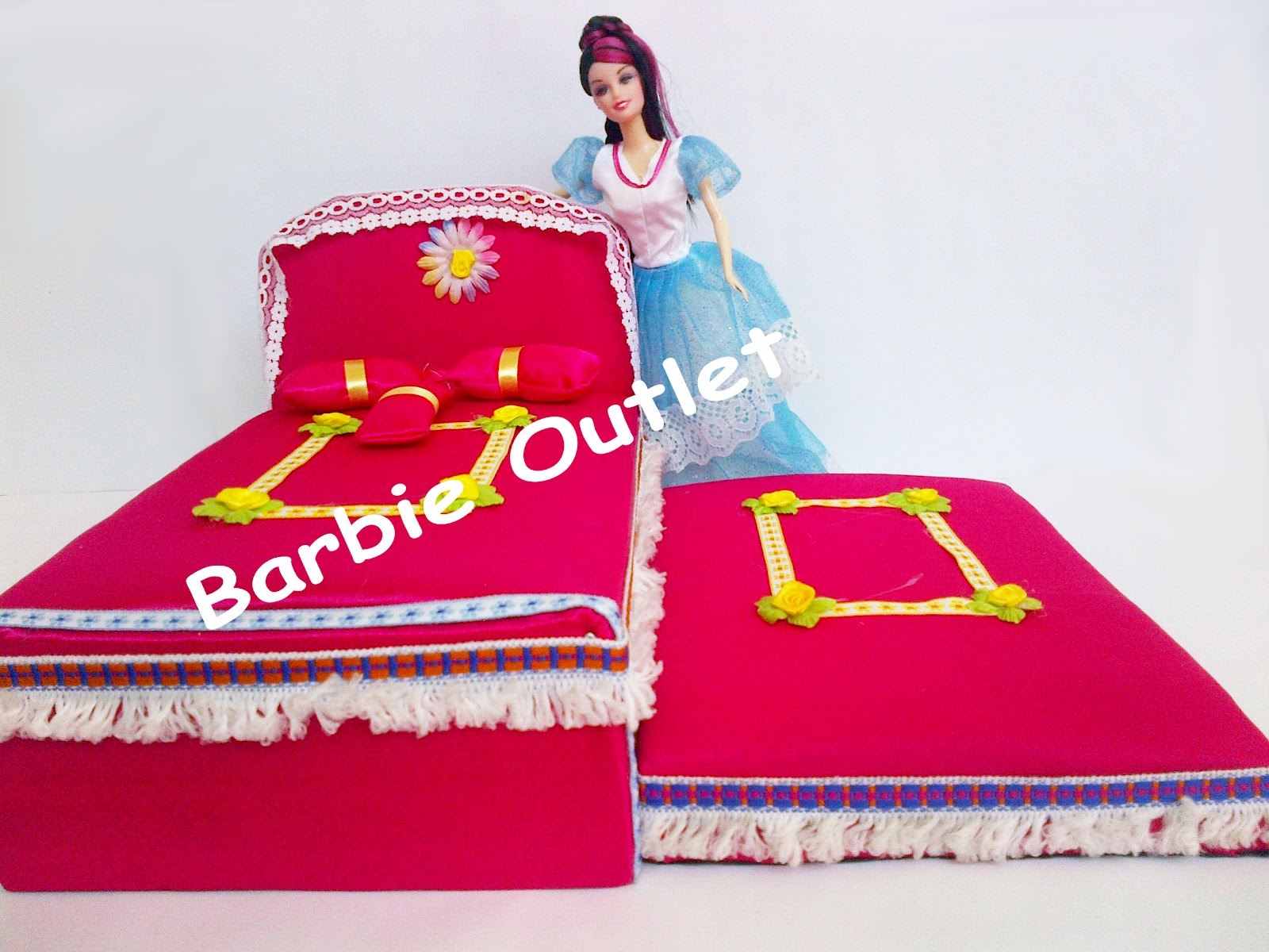 barbie outlets Juni 2012