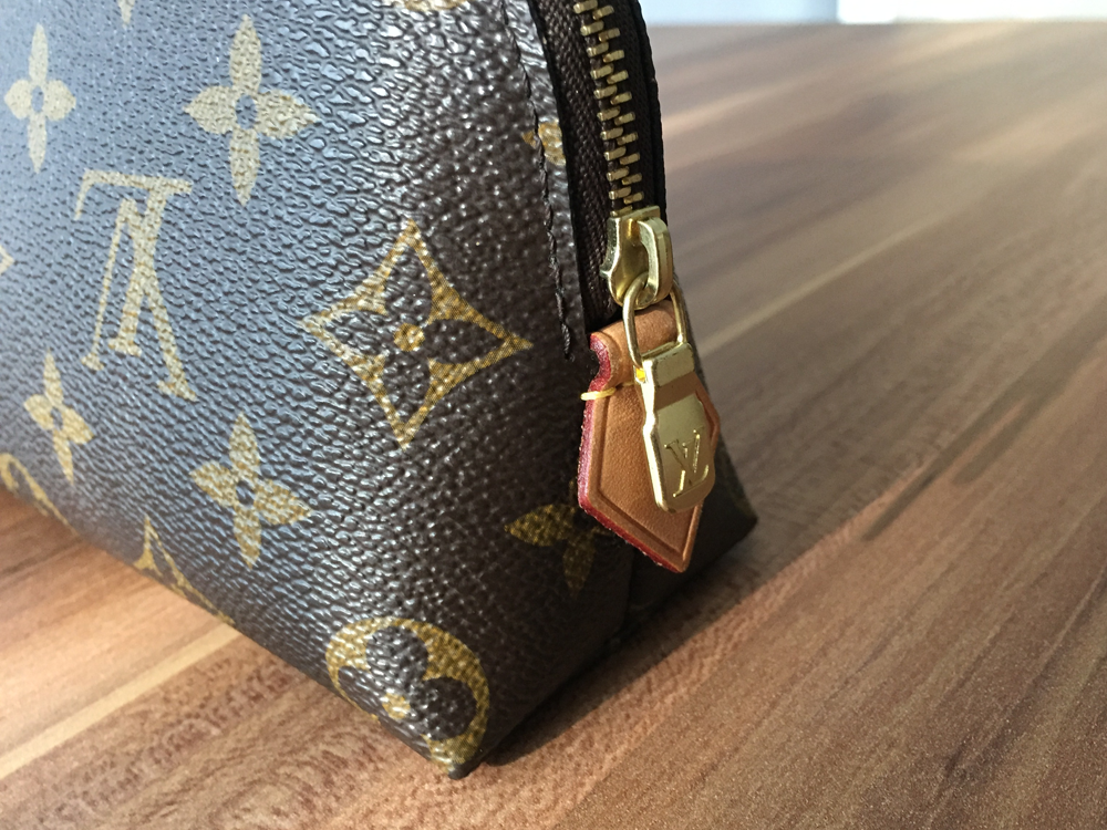 Louis Vuitton 2018 pre-owned Damier Ebene Speedy Bandouliere 30 two-way  Handbag - Farfetch