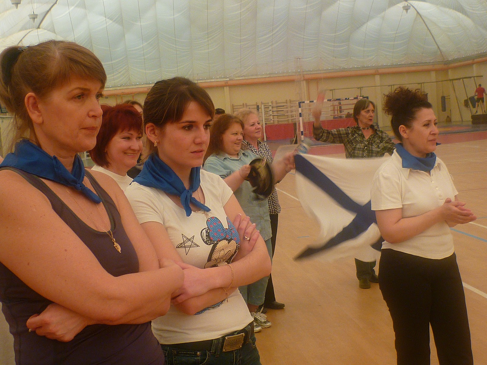 Концерт мы верим твердо в героев спорта. Герои спорта Саратов. Мы верим твердо в героев спорта фото. Мы верим твёрдо в героев спорта Документальные фильмы.