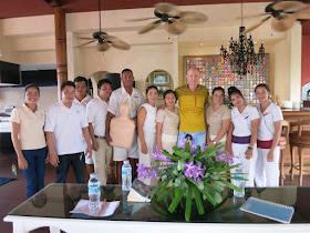 Box jelly fish awareness and prevention presentation at Zazen Boutique Resort & Spa in Bophud