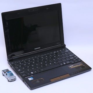 NetBook Bekas | Toshiba NB520 | Di Malang