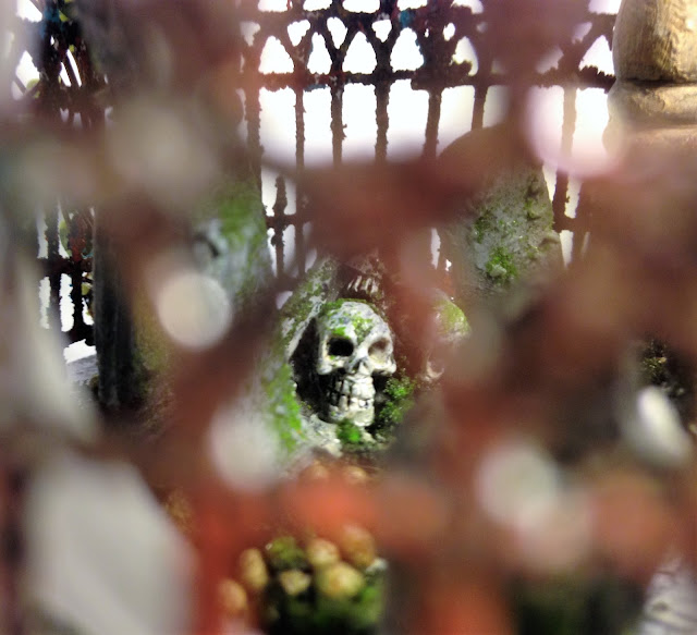 sarascloset: Spooky Graveyard for Frilly and Funkie - 'Tis Near Halloween!